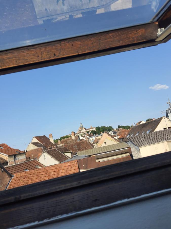 Détente provinoise Provins Esterno foto